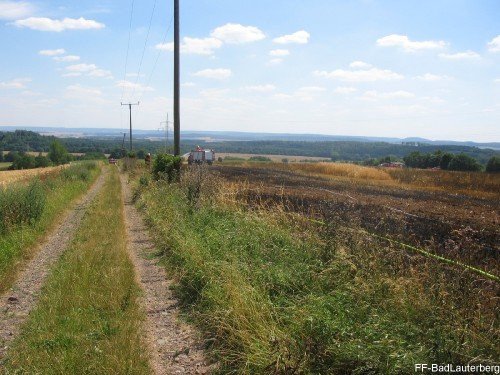 2010_07_19 Brand eines Getreidefeldes bei Osterhagen 006
